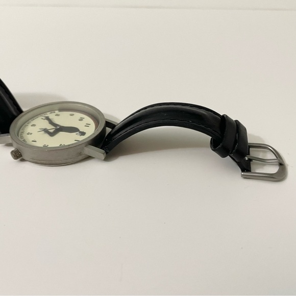 Monty Python Ministry of Silly Walks Men's Watch - Picture 7 of 16